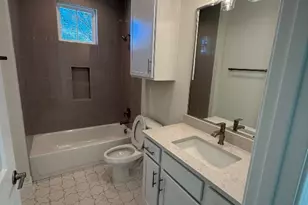 112 Broken Bow St, Horseshoe Bay, TX 78657 - Photo 14