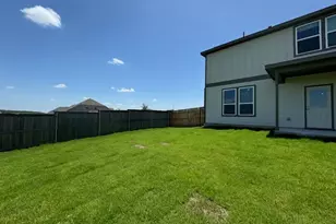 639 Papaya Dr, Buda, TX 78610 - Photo 36