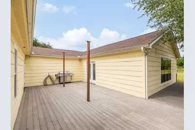 1110 Oakwood Loop, San Marcos, TX 78666 - Photo 22