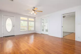 1110 Oakwood Loop, San Marcos, TX 78666 - Photo 4