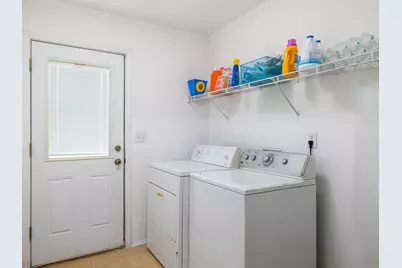 1110 Oakwood Loop, San Marcos, TX 78666 - Photo 20