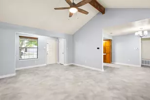 909 Garden View Dr, Georgetown, TX 78628 - Photo 6