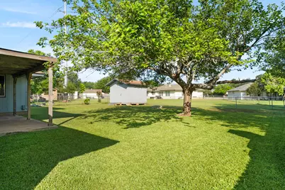 909 Garden View Drive, Georgetown, TX 78628 - Photo 16