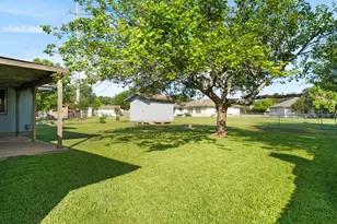 909 Garden View Dr, Georgetown, TX 78628 - Photo 16