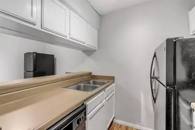 3115 Helms Street #210, Austin, TX 78705 - Photo 8