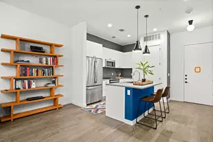 800 Embassy Dr, Austin, TX 78702 - Photo 8