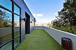 800 Embassy Dr, Austin, TX 78702 - Photo 28