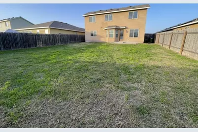 13013 Pealing Way, Manor, TX 78653 - Photo 18