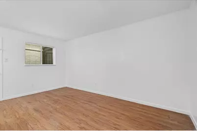 3704 Speedway #102, Austin, TX 78705 - Photo 10