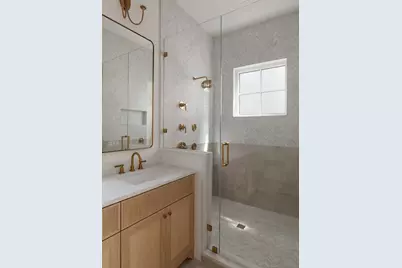 1900 Matthews Drive, Austin, TX 78703 - Photo 12