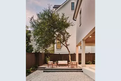 1900 Matthews Drive, Austin, TX 78703 - Photo 24