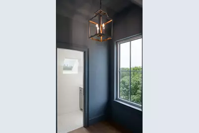 1900 Matthews Drive, Austin, TX 78703 - Photo 22