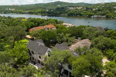 1900 Matthews Drive, Austin, TX 78703 - Photo 32