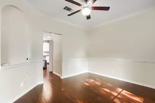 8215 Menlo Park Pl, Round Rock, TX 78681 - Photo 6