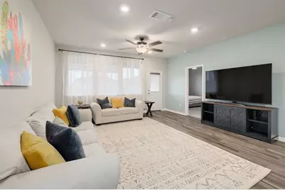 200 Arrowhead Vine Drive, Leander, TX 78641 - Photo 6