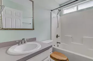 107 W Pauwela Ln, Bastrop, TX 78602 - Photo 16