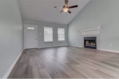 107 W Pauwela Lane, Bastrop, TX 78602 - Photo 4