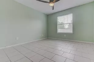 107 W Pauwela Ln, Bastrop, TX 78602 - Photo 14