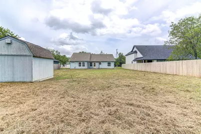 107 W Pauwela Lane, Bastrop, TX 78602 - Photo 22
