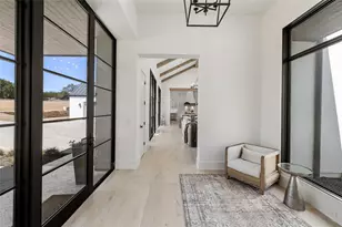 5805 Twin Peaks Trce, Austin, TX 78738 - Photo 4