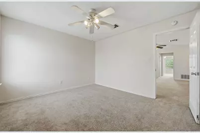 141 Meadow Park Drive, Georgetown, TX 78626 - Photo 32