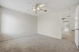 141 Meadow Park Dr, Georgetown, TX 78626 - Photo 32