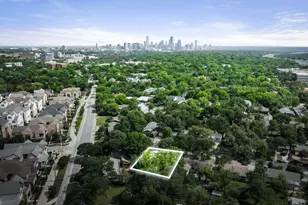 1902 W 41st St, Austin, TX 78731 - Photo 2