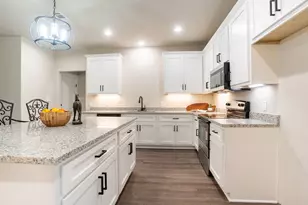 306 String Pr Wy, Smithville, TX 78957 - Photo 8