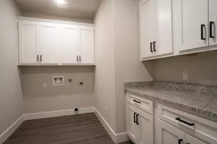 306 String Pr Wy, Smithville, TX 78957 - Photo 20