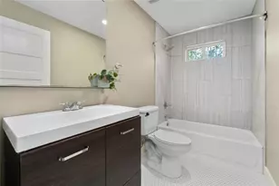 1204 Eleanor St, Austin, TX 78721 - Photo 22