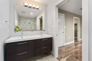 1204 Eleanor St, Austin, TX 78721 - Photo 18