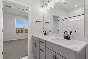 2500 Forest Creek Dr, Round Rock, TX 78665 - Photo 16