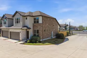 2500 Forest Creek Dr, Round Rock, TX 78665 - Photo 2