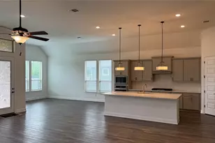 352 Olympic Pk Dr, Kyle, TX 78640 - Photo 10