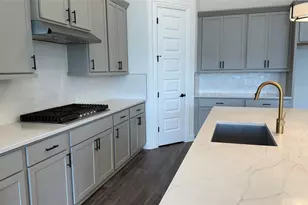352 Olympic Pk Dr, Kyle, TX 78640 - Photo 6