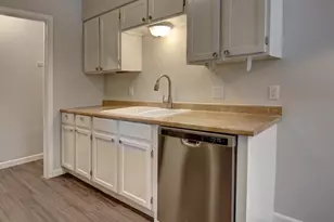 410 Vista W Ct, Bastrop, TX 78602 - Photo 12