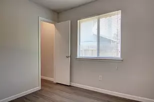 410 Vista W Ct, Bastrop, TX 78602 - Photo 8