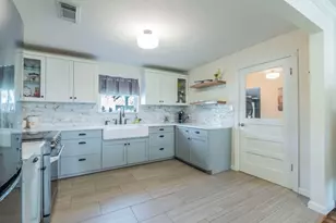 11012 3rd St, Jonestown, TX 78645 - Photo 8