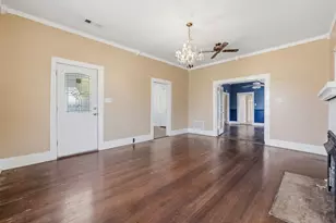 619 W Bell Ave, Rockdale, TX 76567 - Photo 4