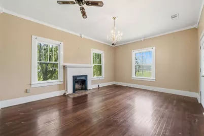 619 W Bell Avenue, Rockdale, TX 76567 - Photo 6