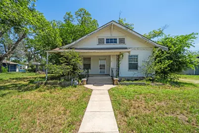 619 W Bell Avenue, Rockdale, TX 76567 - Photo 1