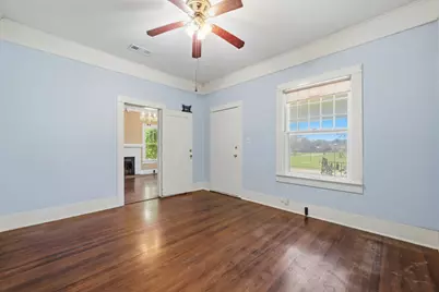 619 W Bell Avenue, Rockdale, TX 76567 - Photo 14