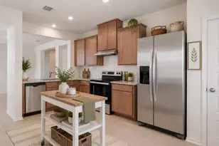 280 Feathers St, Jarrell, TX 76537 - Photo 4