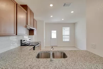 280 Feathers Street, Jarrell, TX 76537 - Photo 10
