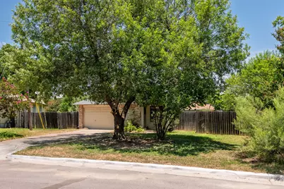 1506 Ashwood Court, Round Rock, TX 78664 - Photo 4