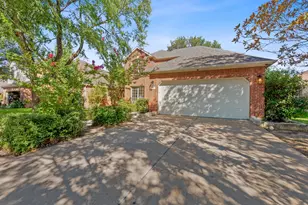 17813 Box Canyon Terrace, Round Rock, TX 78681 - Photo 2