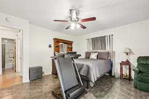 101 Brown St, Elgin, TX 78621 - Photo 18