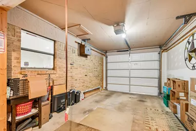 101 Brown Street, Elgin, TX 78621 - Photo 24