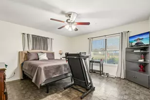 101 Brown St, Elgin, TX 78621 - Photo 18