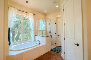 23923 Tres Coronas Dr, Spicewood, TX 78669 - Photo 12